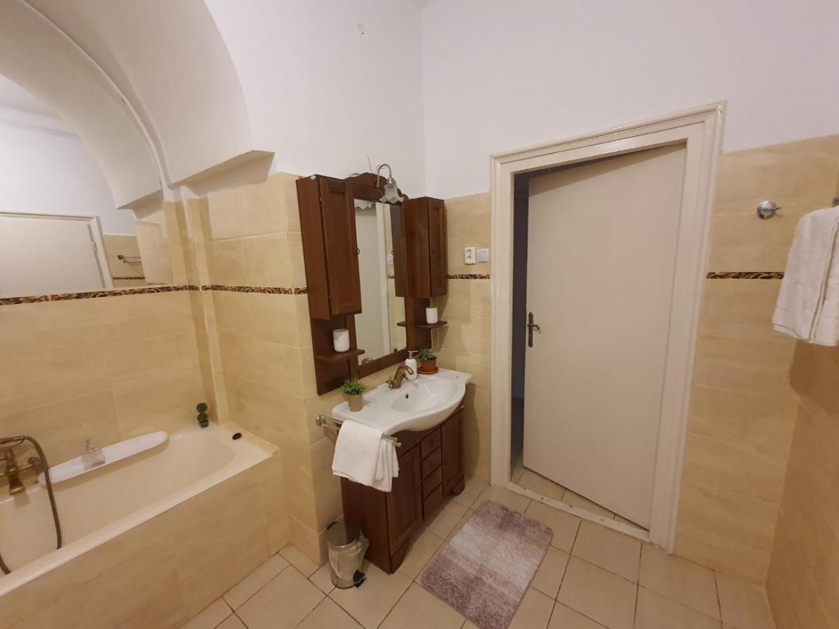 Apartament Enescu Timişoara Eksteriør bilde