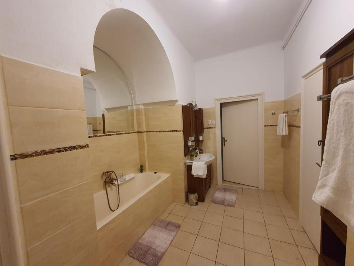 Apartament Enescu Timişoara Eksteriør bilde